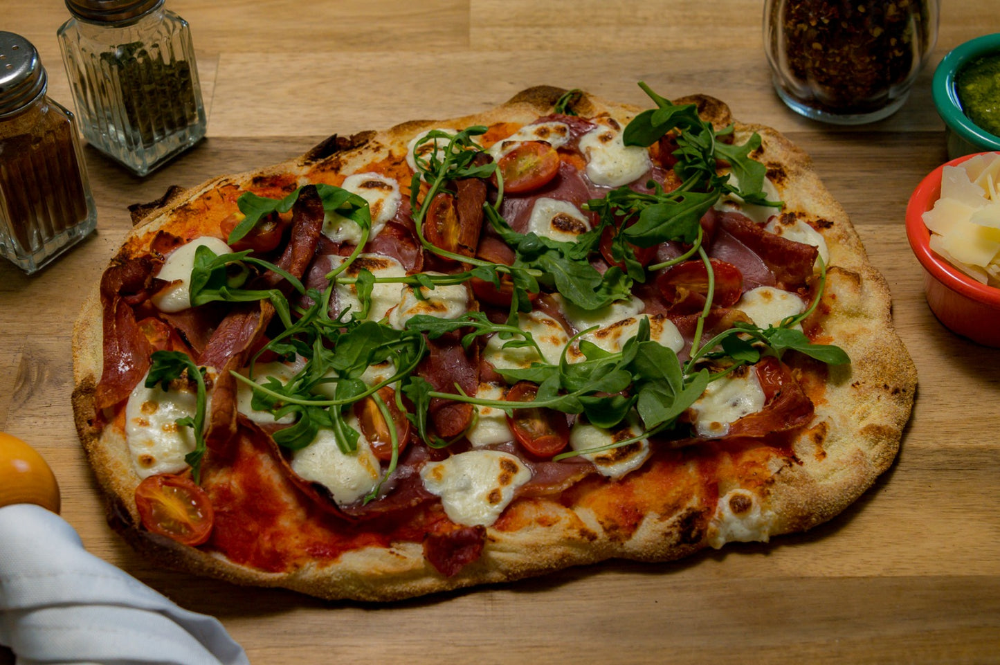 La Pinsa Mia - Prosciutto Pizza